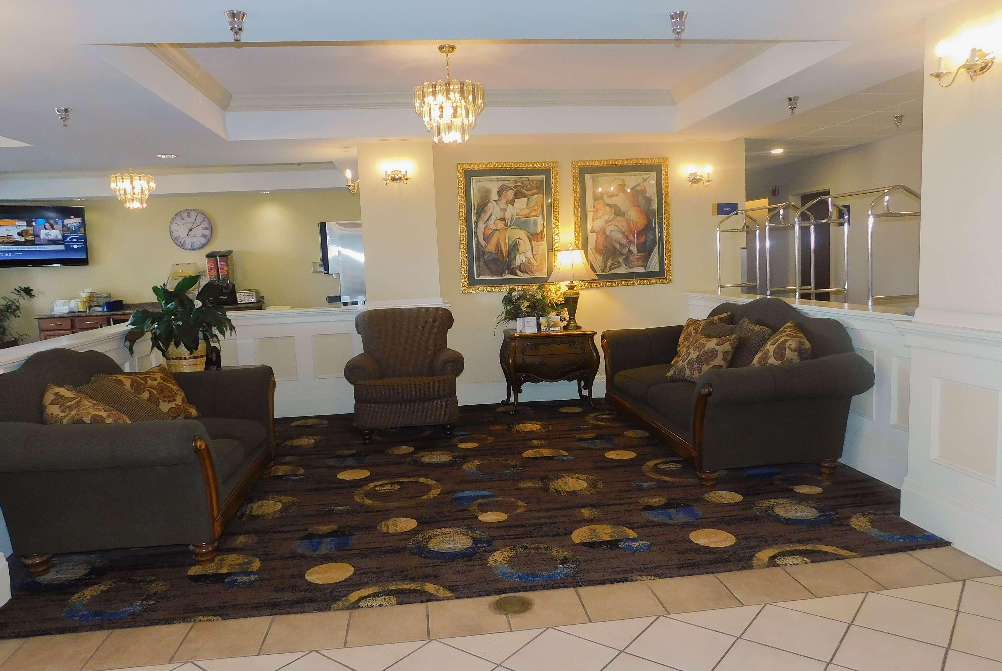 Days Inn & Suites By Wyndham Pocahontas Εξωτερικό φωτογραφία